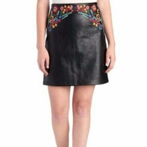 For the Republic Embroidered Skirt Sz 10